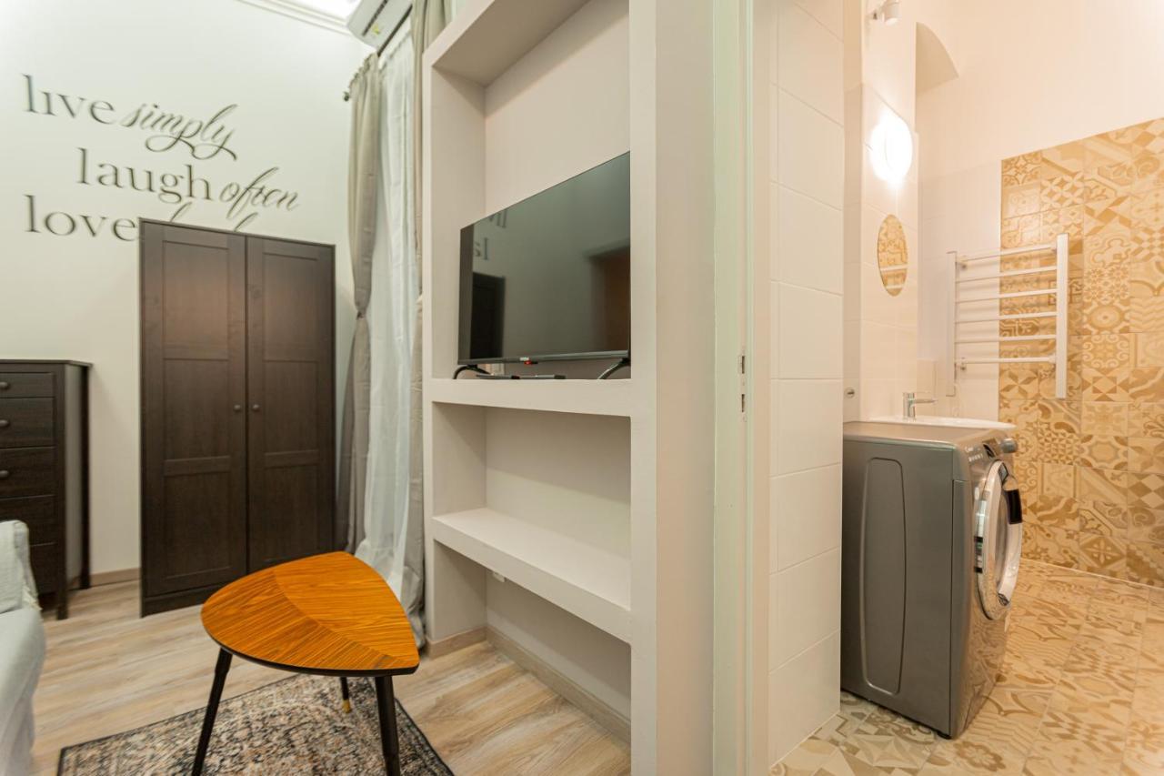 Downtown Studio Flat In Budapest, Mona Exterior photo