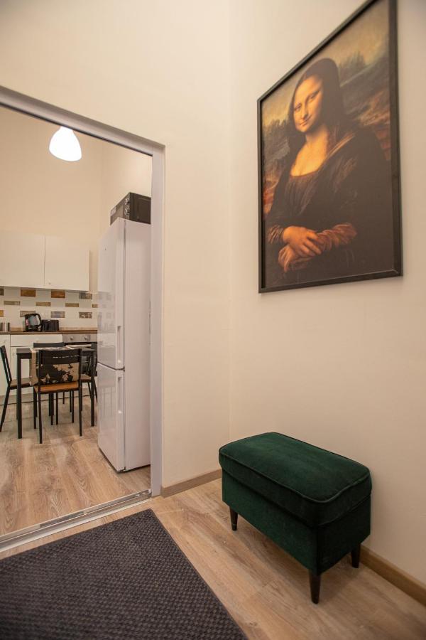 Downtown Studio Flat In Budapest, Mona Exterior photo